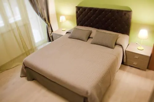 Foscari House Bed & Breakfast 3*